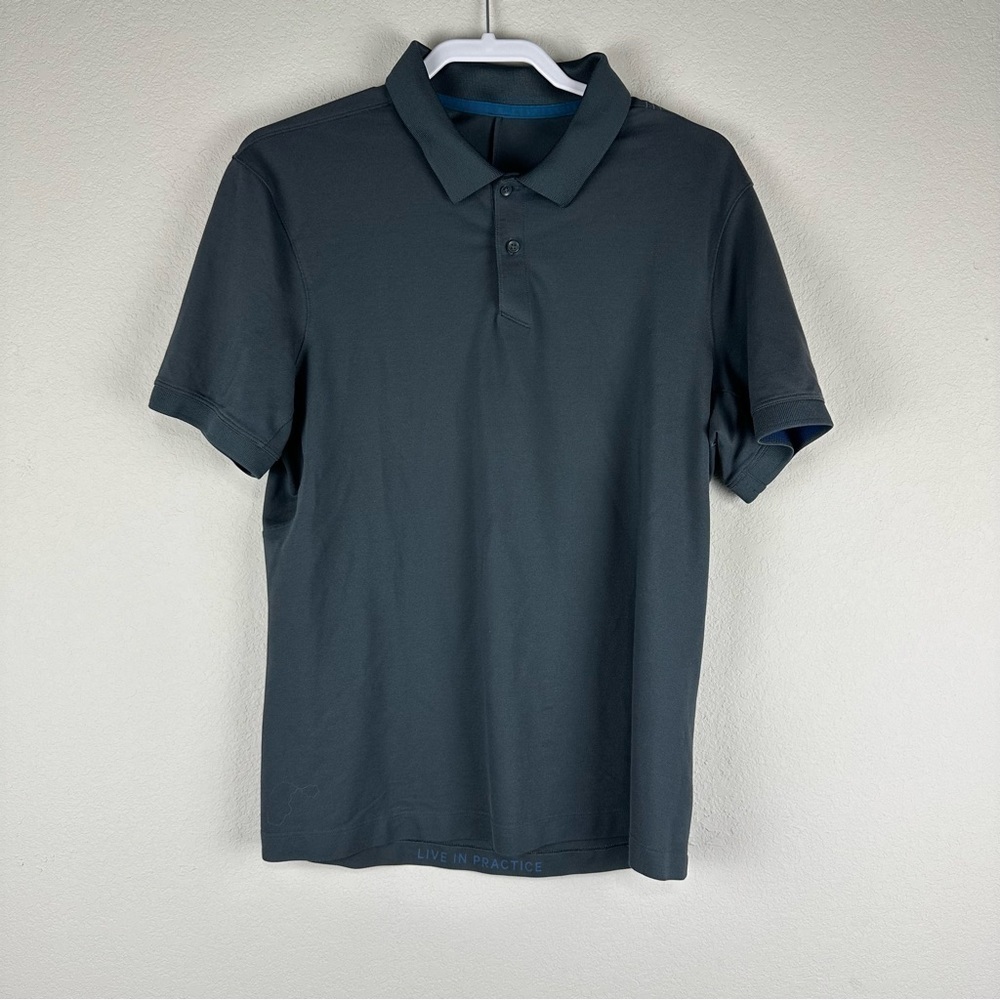 Lululemon Men’s Gray Short Sleeve Polo Shirt Size Medium